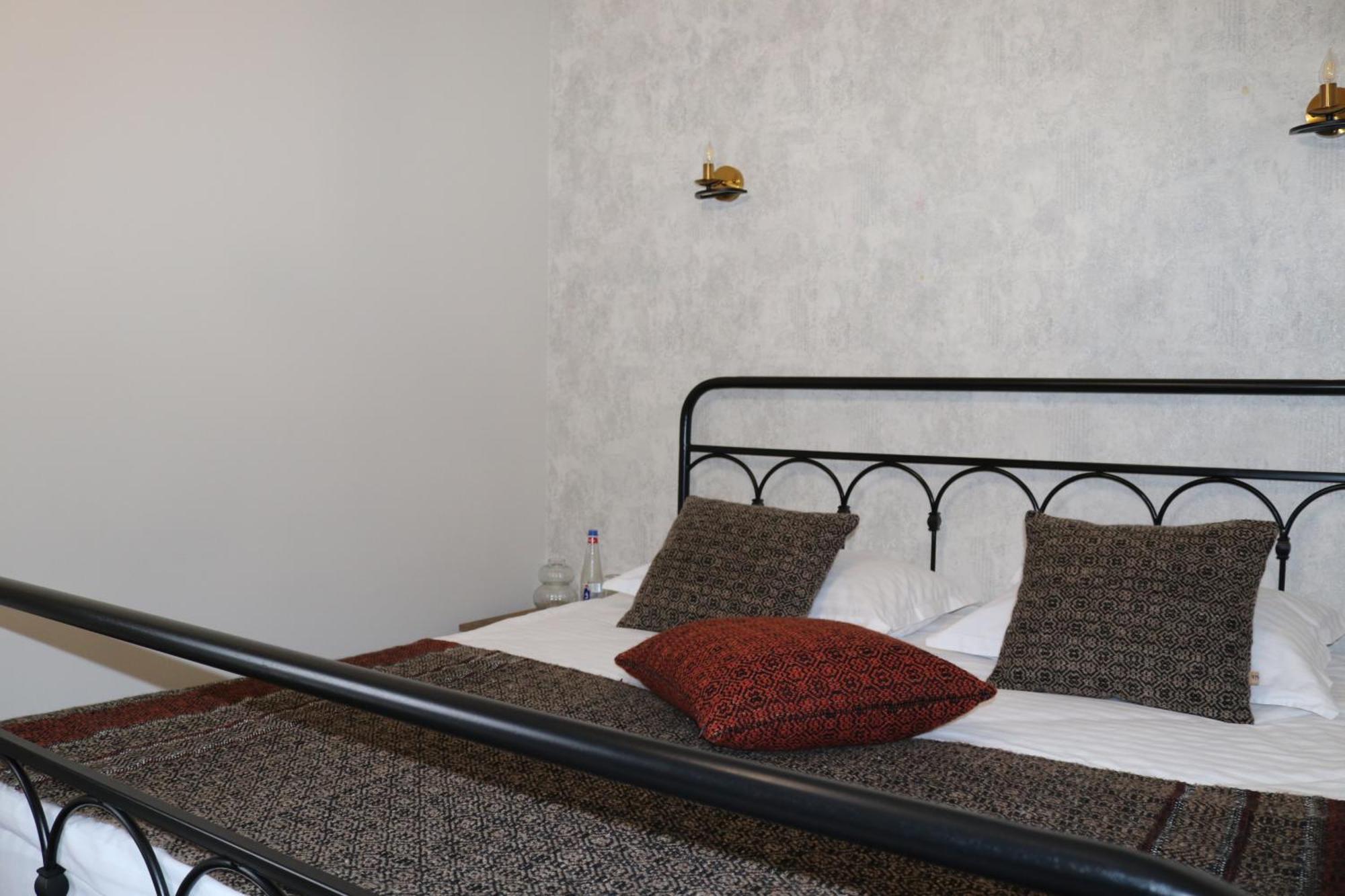 Redroof Country House Hotel Goris Quarto foto